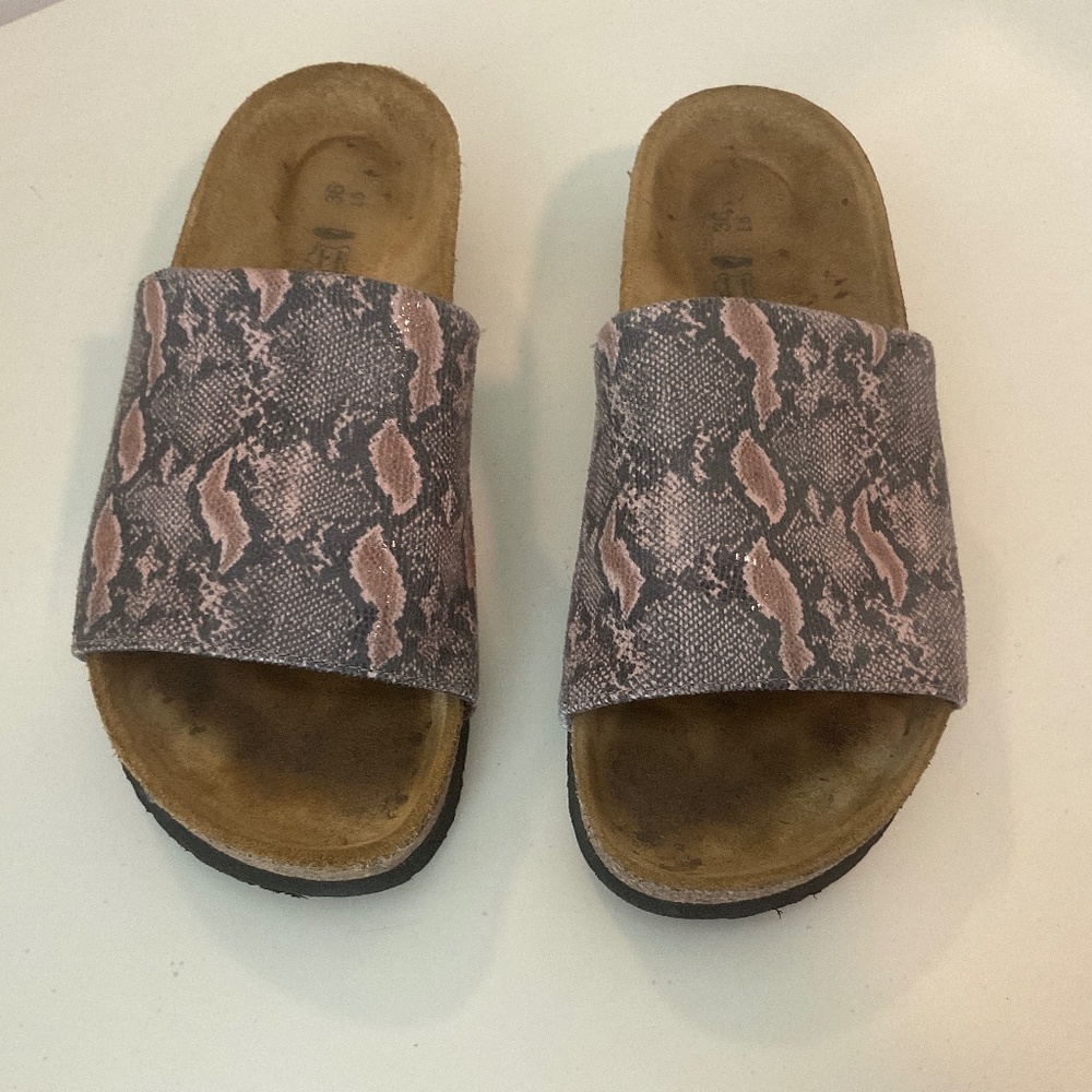 Naot Alana Slide Sandals grey and pink python stretch comfort size 36
